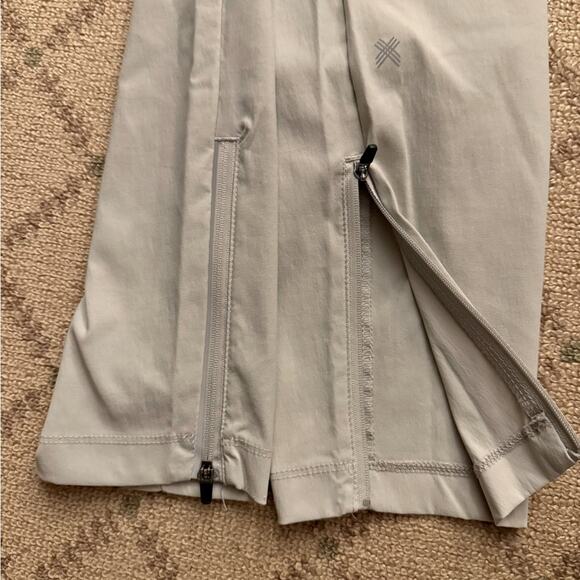 Kenneth Cole Active gray pants/ joggers with zip opening bottom L NWOT - Picture 12 of 12